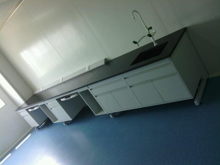 實驗室鋼木邊臺